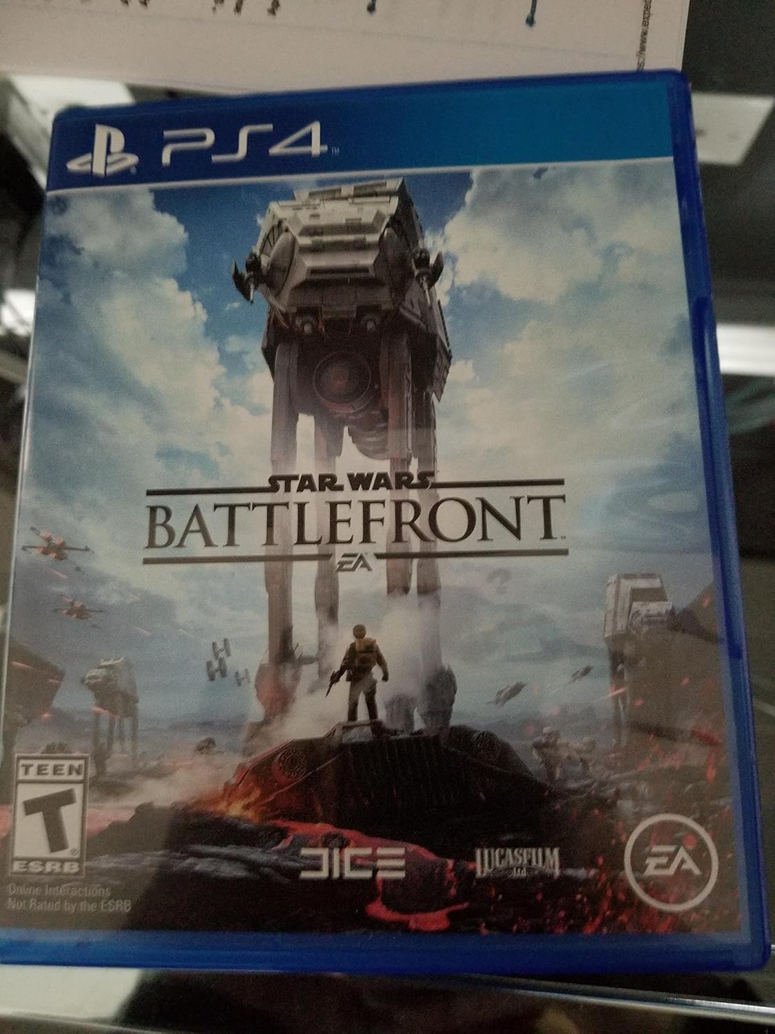 Star Wars: Battlefront – Standard Edition – PlayStation 4 Star Wars: Battlefront – Standard Edition – PlayStation 4